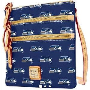 NWT Dooney & Bourke Crossbody